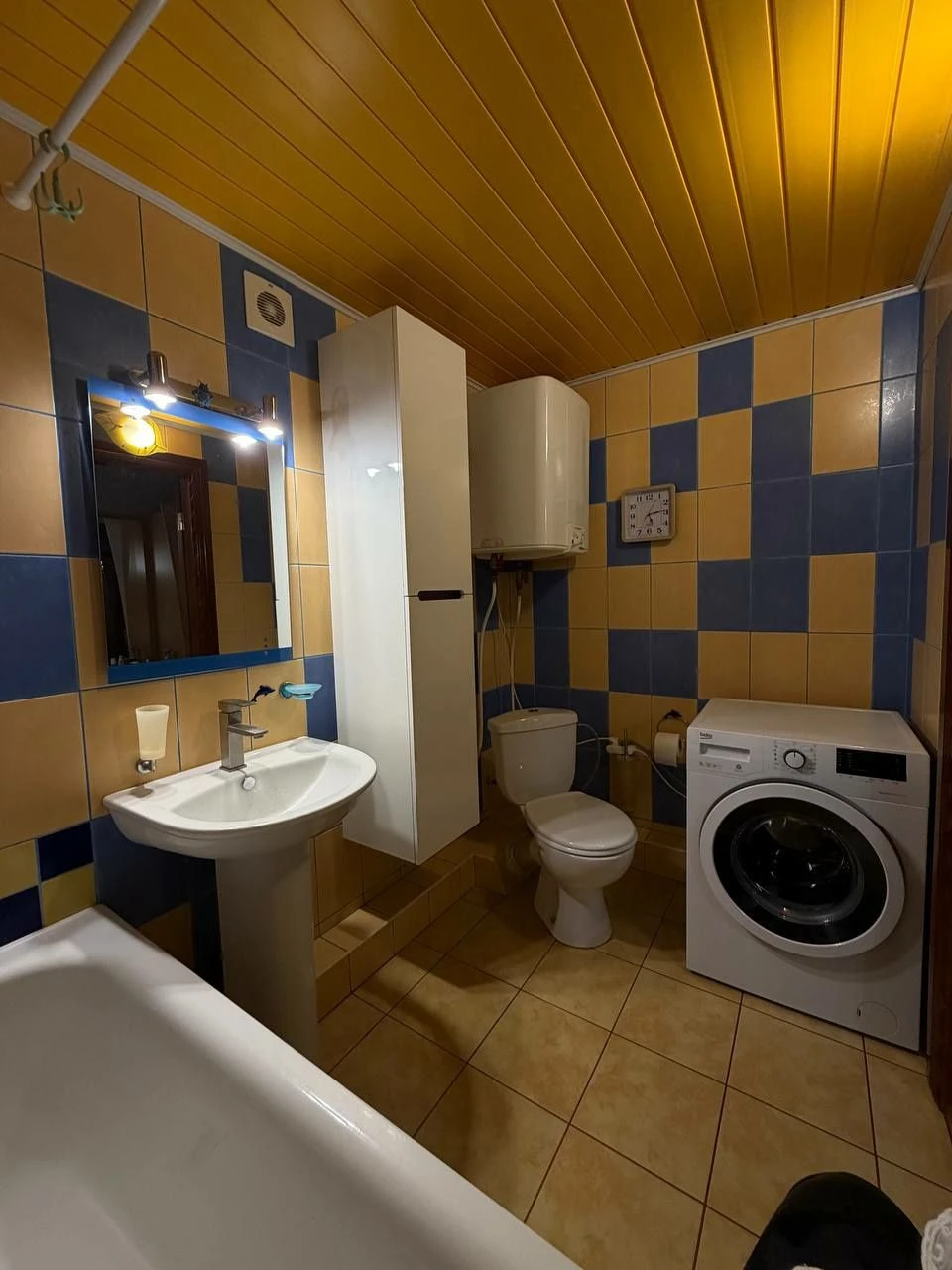 Sale of a stylish 2-bedroom apartment in the center of the city of Pryluky
