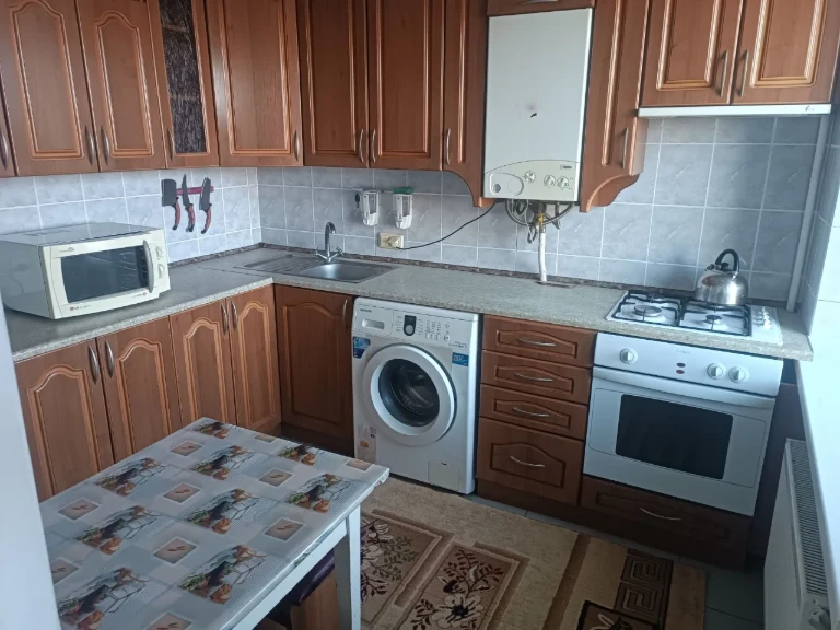 Продам 2-кімнатну квартиру 43 м² з індивідуальним газовим оп
