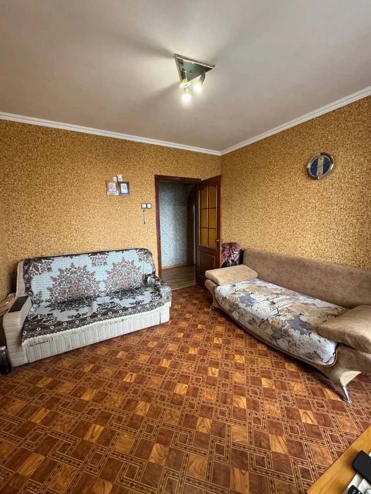 Продається 3-кім квартира Прилуки в/м