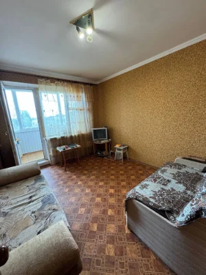 Продається 3-кім квартира Прилуки в/м
