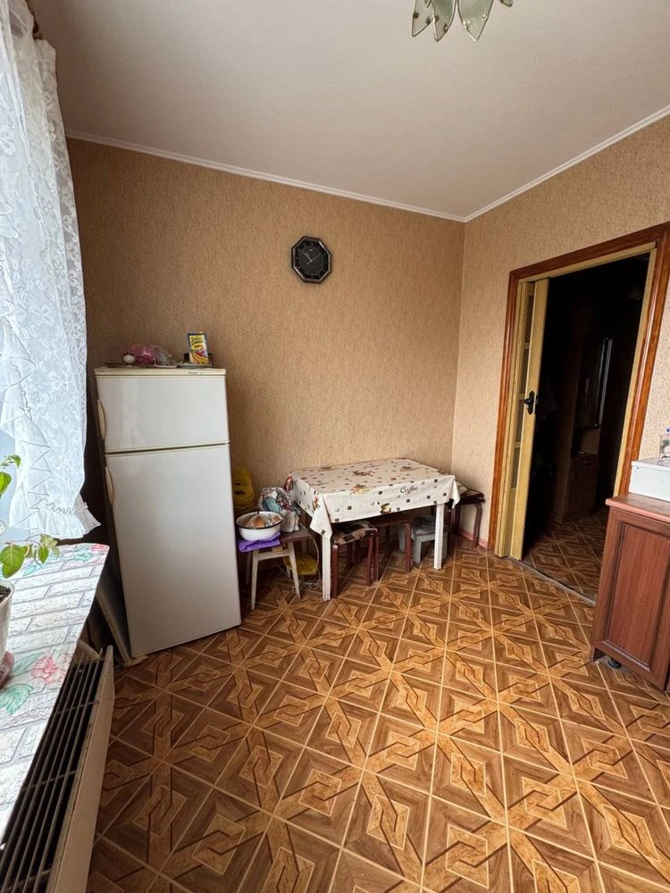Продається 3-кім квартира Прилуки в/м