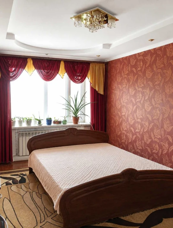 Продається 3 кімн. квартира з ремонтом в Гайсині