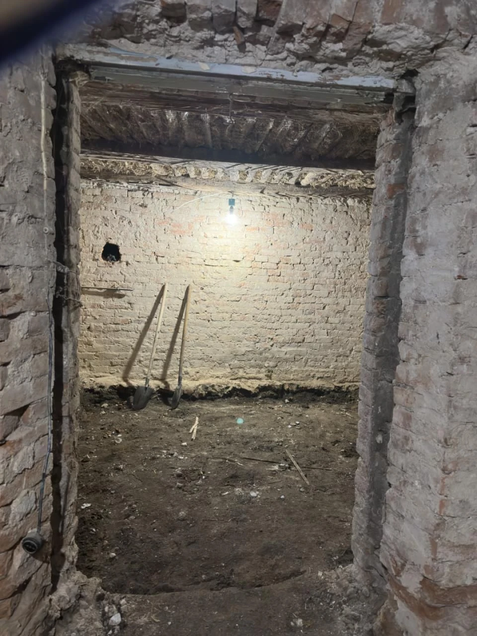 Продам двокімнатну квартиру