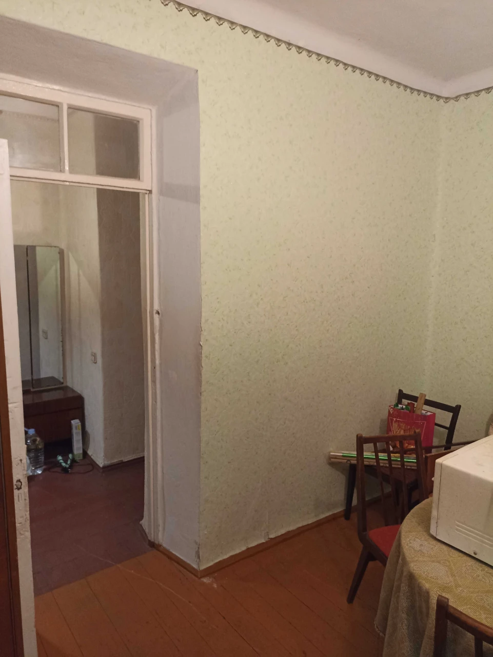 Продається 2 кімнатна квартира в центральній частині м. Гайс