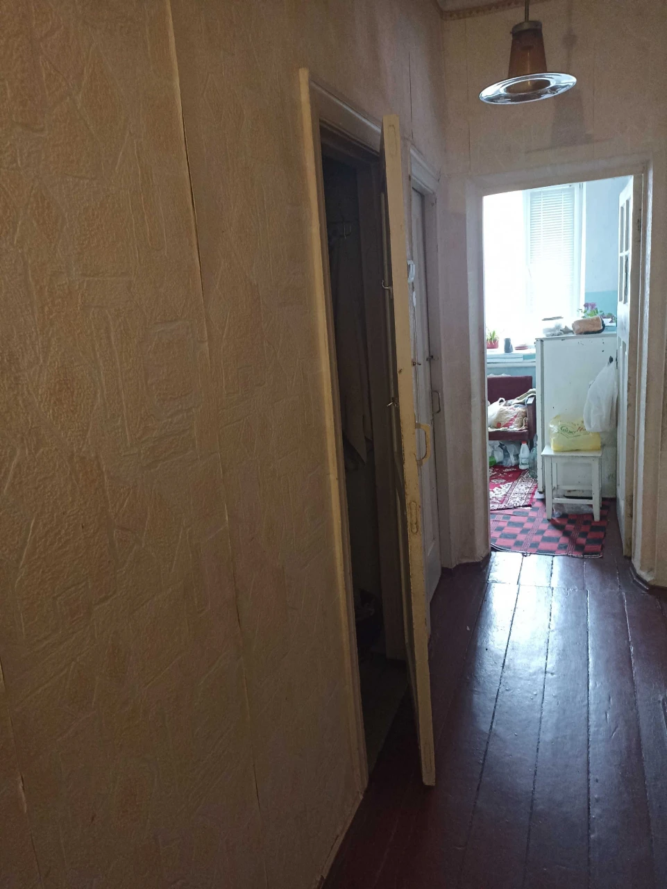 Продається 2 кімнатна квартира в центральній частині м. Гайс