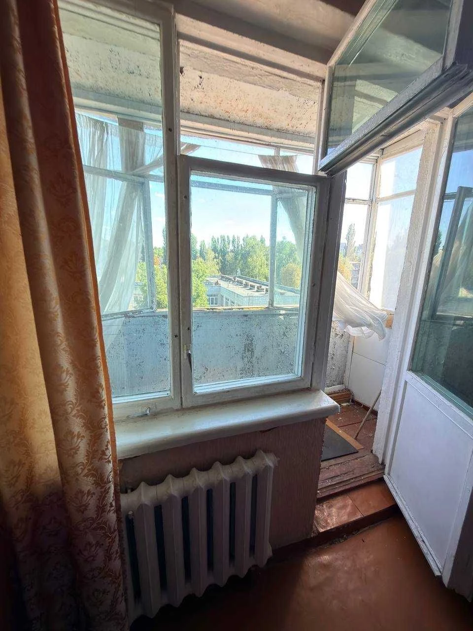 Продається 1-кімнатна квартира на вулиці Молодіжному (Аврора)