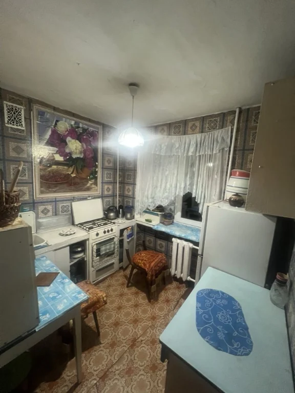 продам квартиру  2 ка хрущевка