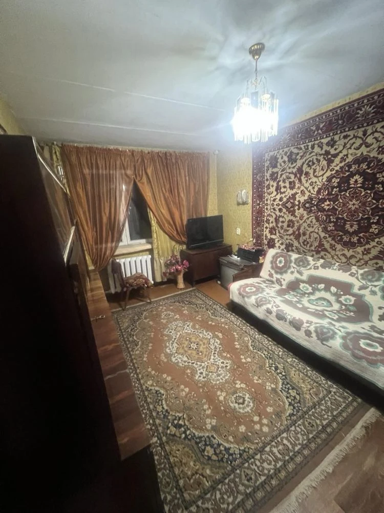 продам квартиру  2 ка хрущевка