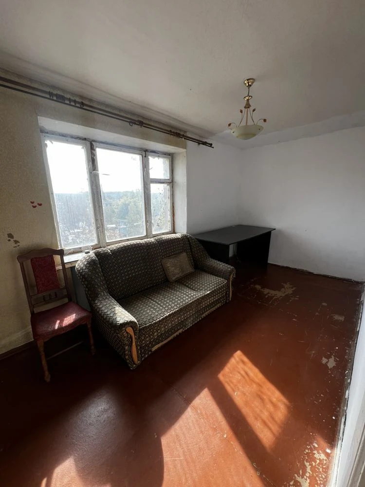 Sale of a 2-room apartment in Kryukiv