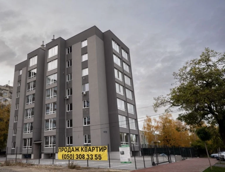 Sale of a 2-room apartment. New building. Autonomous heating.