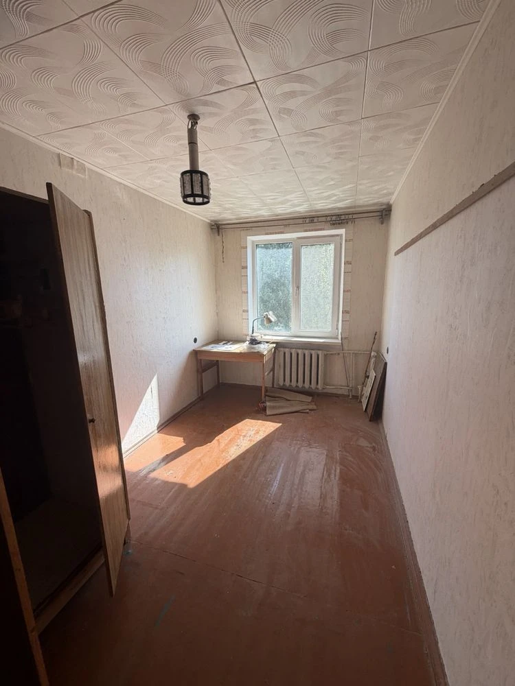 Sale of a 2-room apartment in the city center / Water