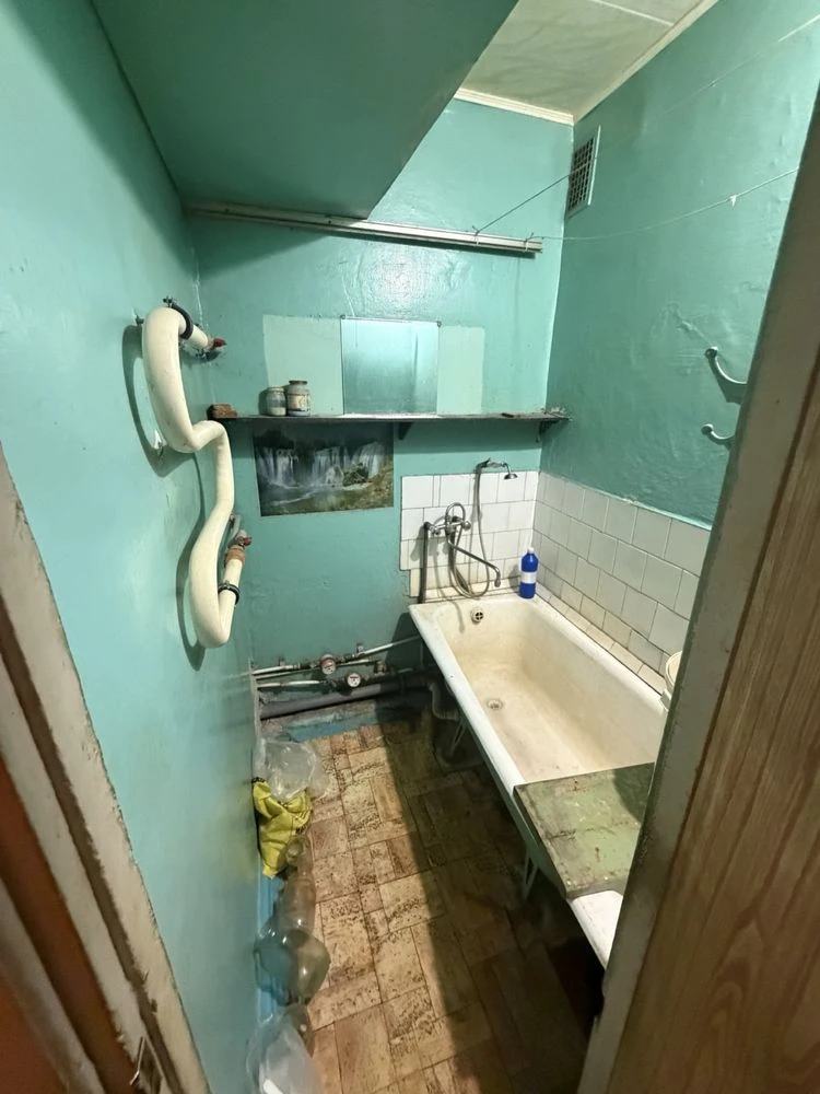 Sale of a 2-room apartment in the city center / Water