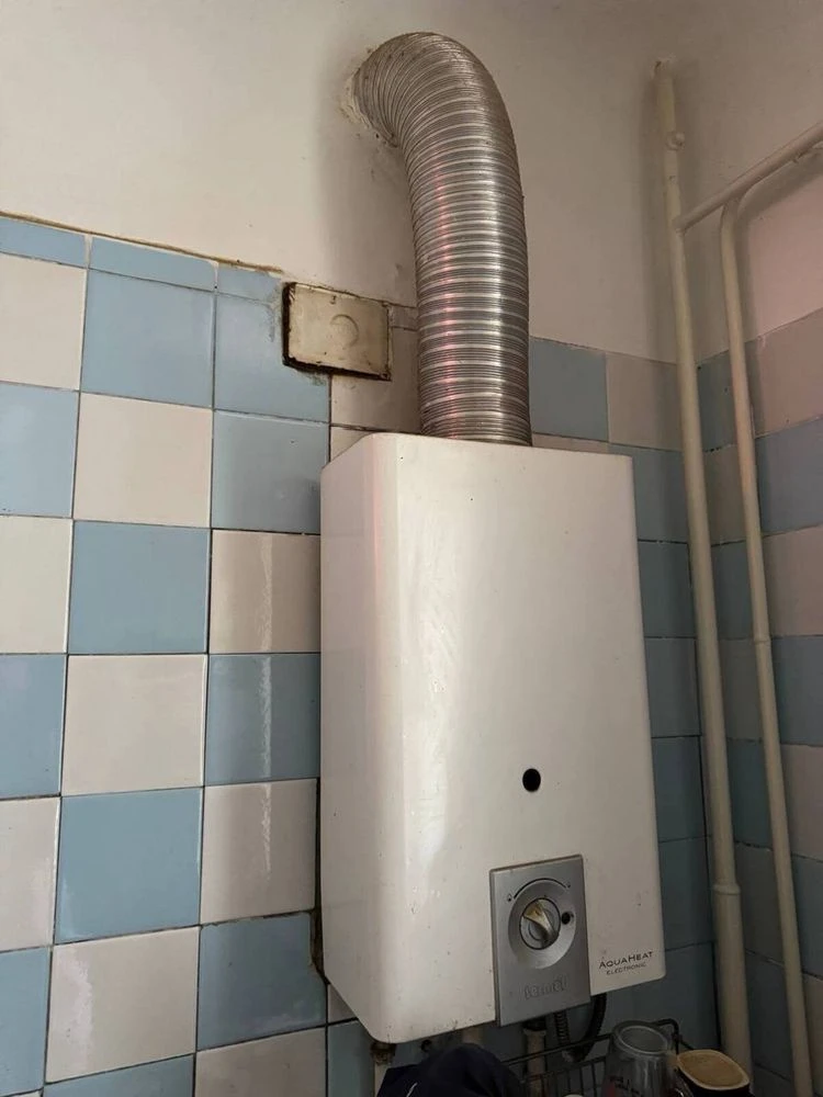 Sale of a 2-room apartment in the mountainous part of the city