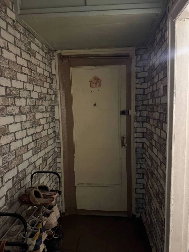 Sale of a 2-room apartment in the mountainous part of the city