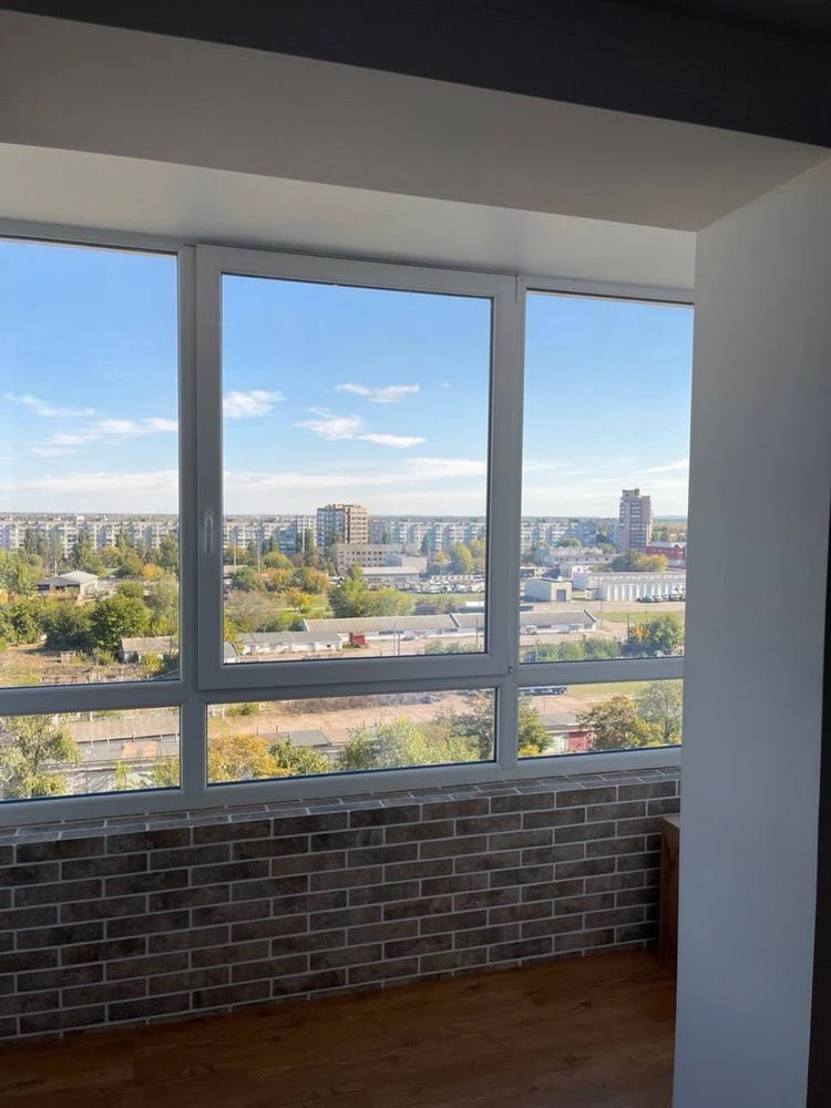 Three-room apartment in a new building in Heroi Brest