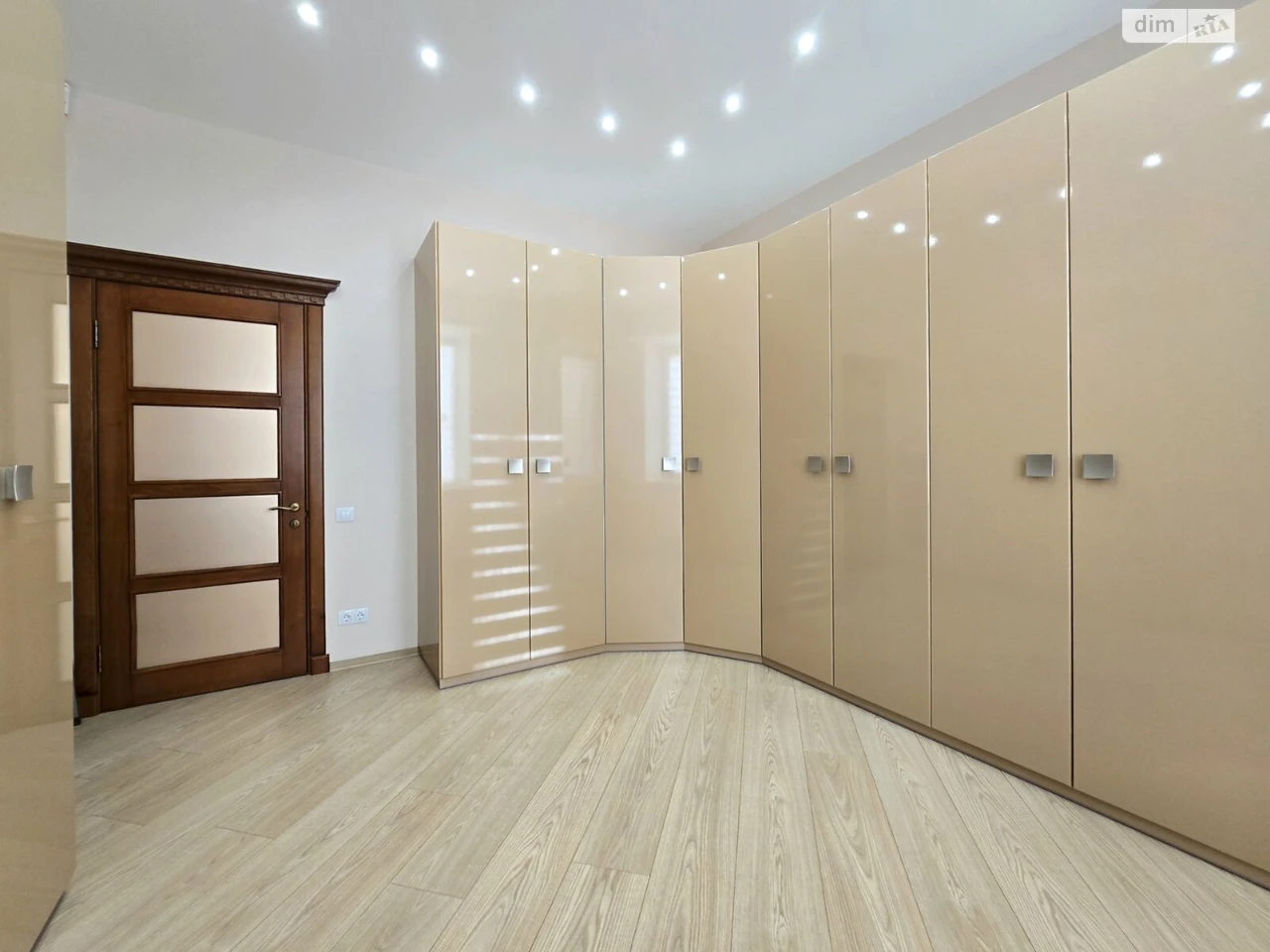 Apartment for Sale - AutoZavodsky