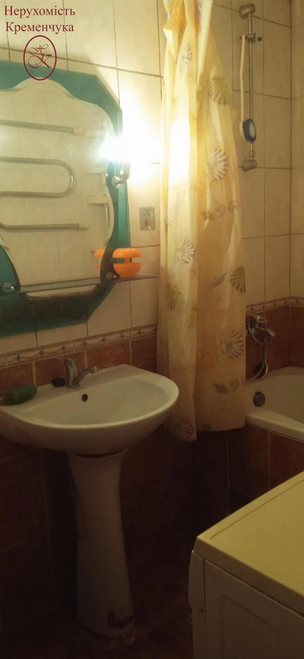 Продажа/ 3 комнаты/ Центр