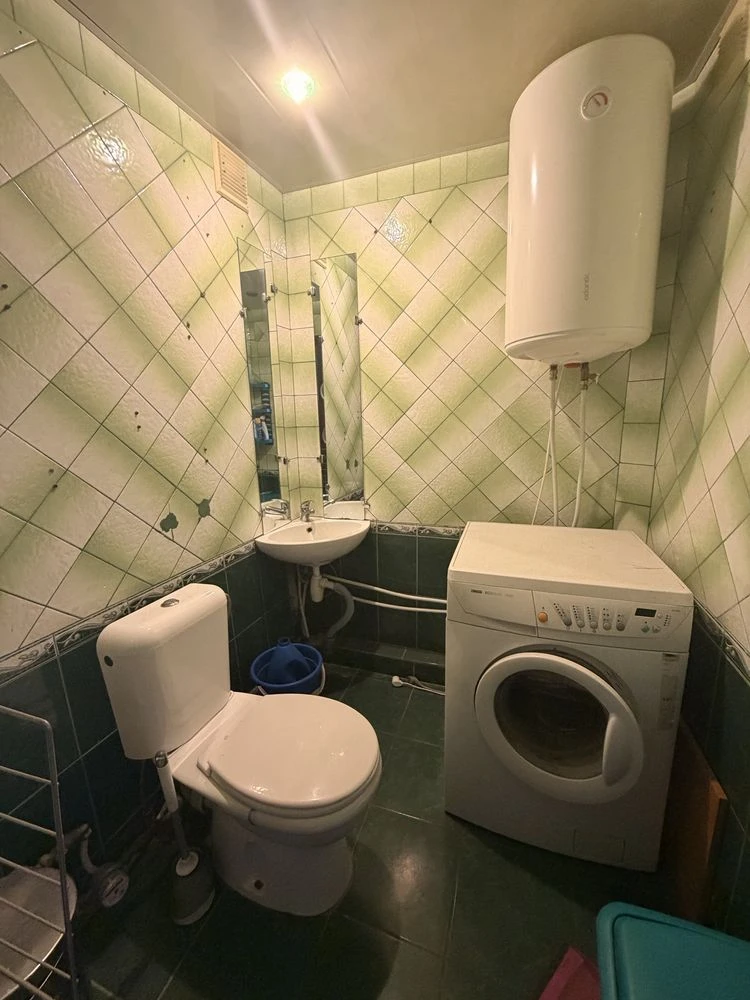 For sale 2 room apartment CENTER, Nebesnoy Sotni street