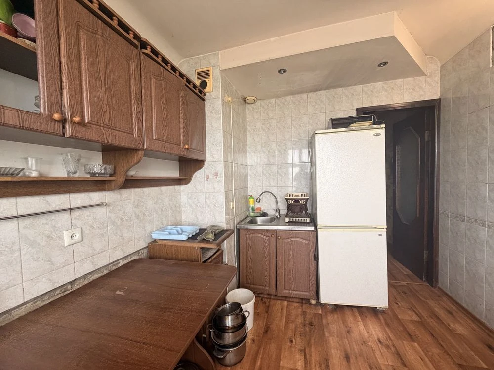 For sale 2 room apartment CENTER, Nebesnoy Sotni street