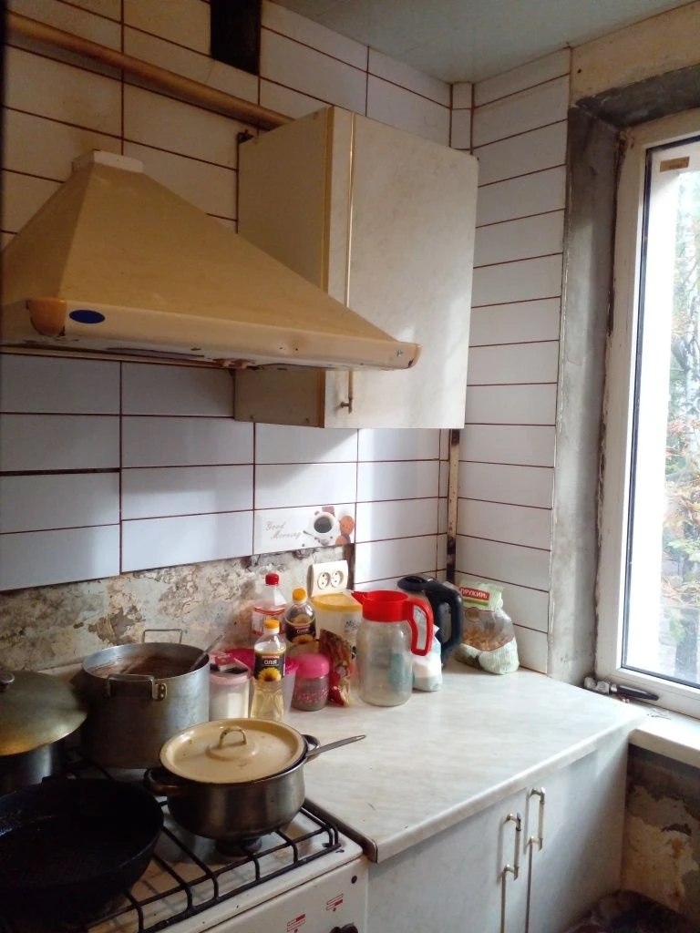 Терміново!! Продам 1кім.квартиру. Нагірна частина.