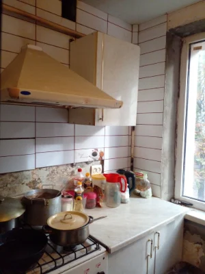 Терміново!! Продам 1кім.квартиру. Нагірна частина.