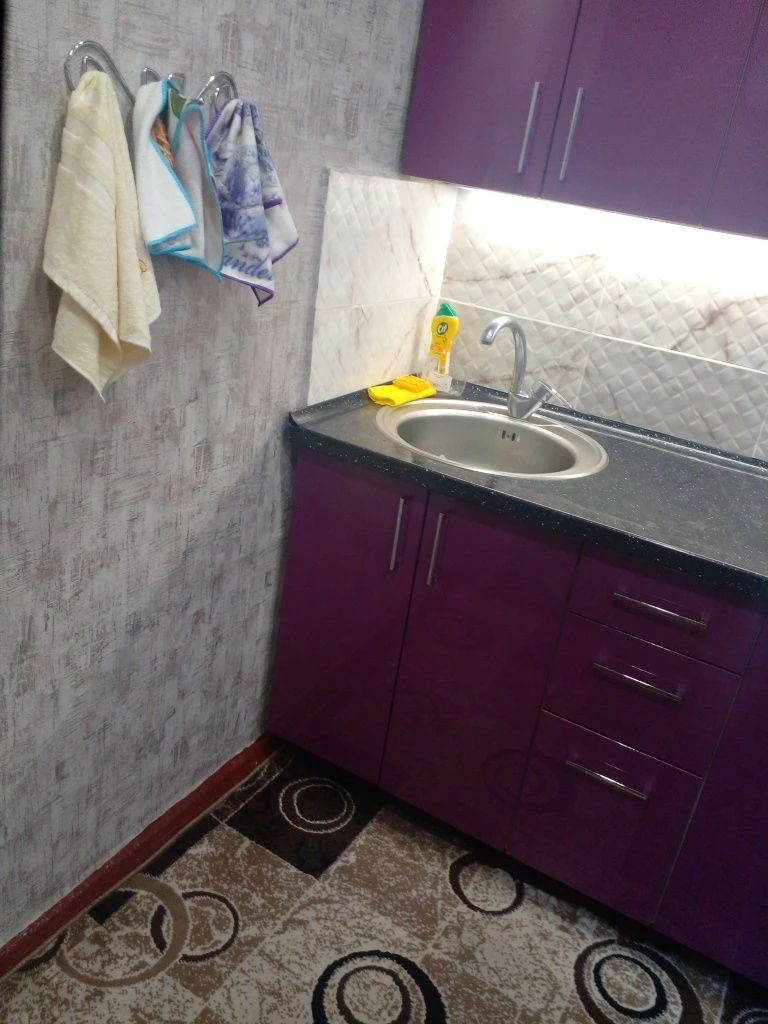 For Sale: 2-room apartment. Newly renovated. Lower floor.