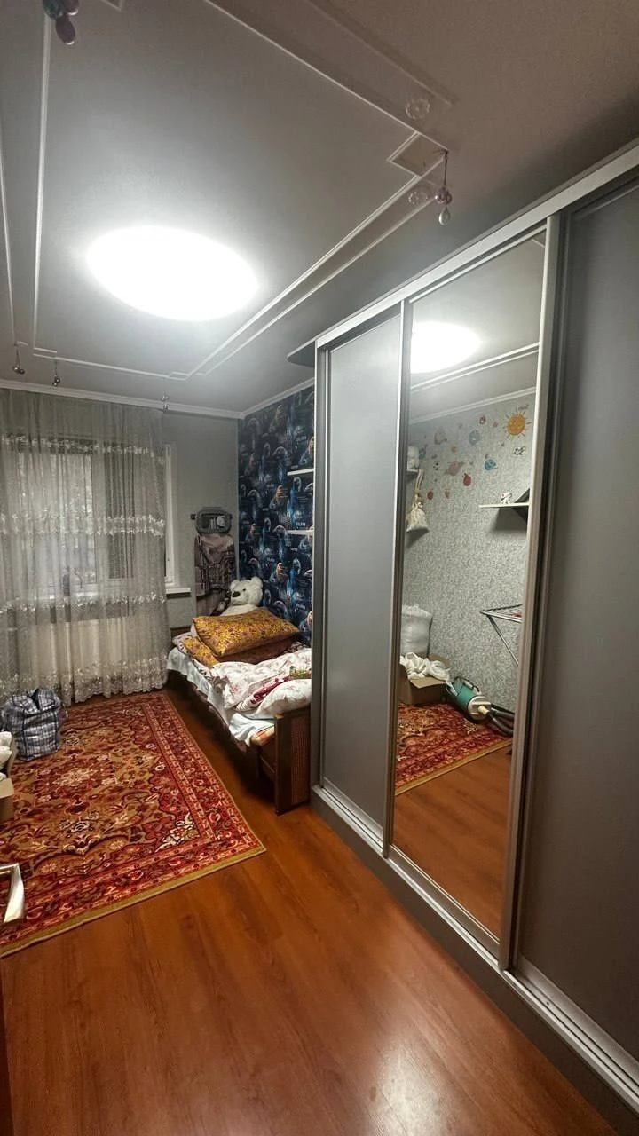 Sale of a cozy 2-room apartment with furniture and appliances, 1st floor/5