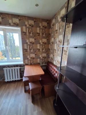 Two-bedroom apartment for sale on Molodizhna Street