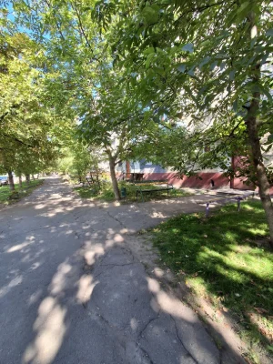 Two-bedroom apartment for sale on Molodizhna Street