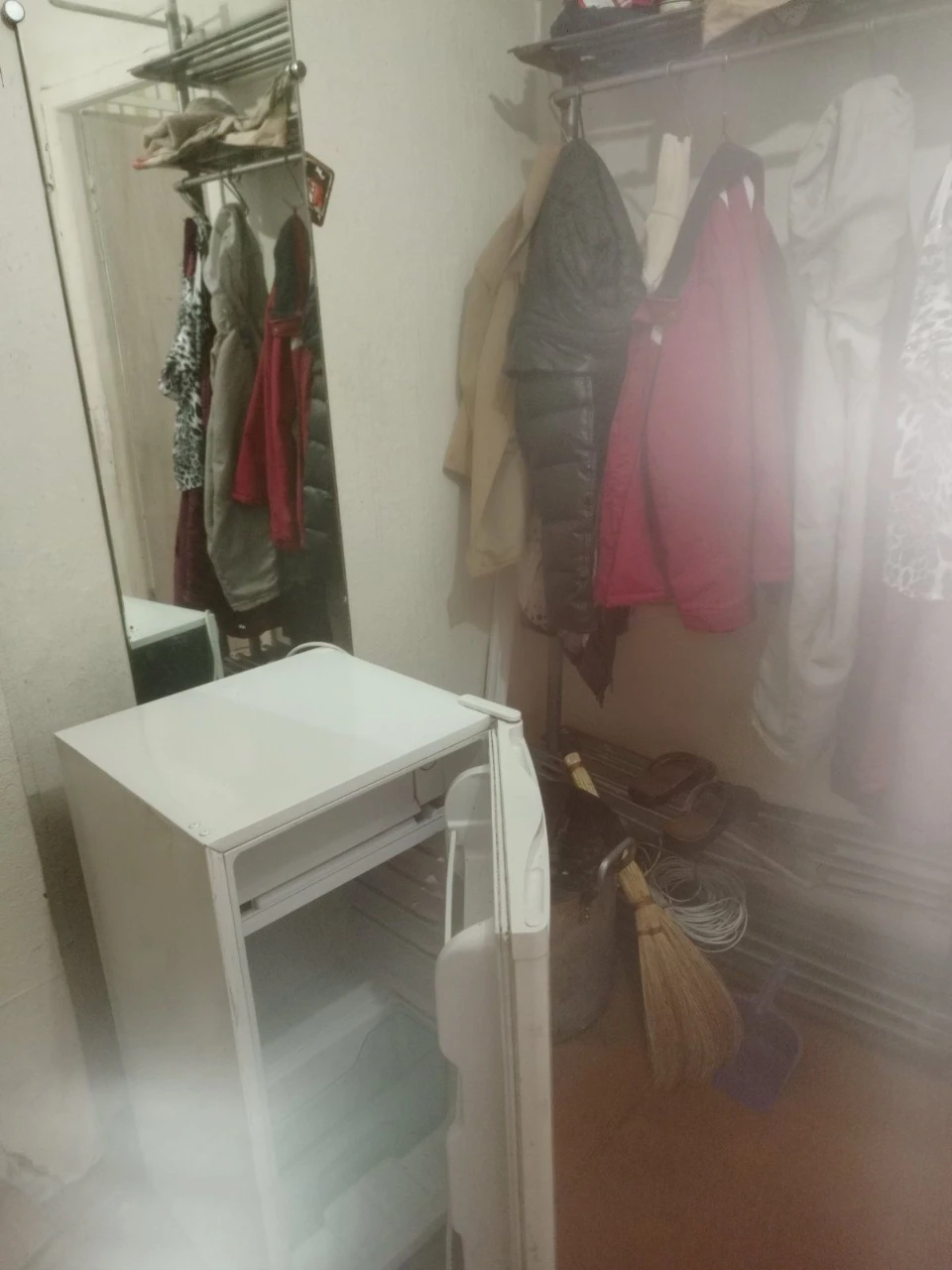 For Sale: 3-room apartment. Youthful.