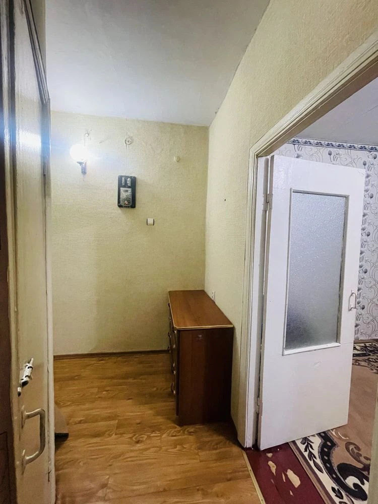One-Bedroom Apartment for Sale in Molodyzhnem