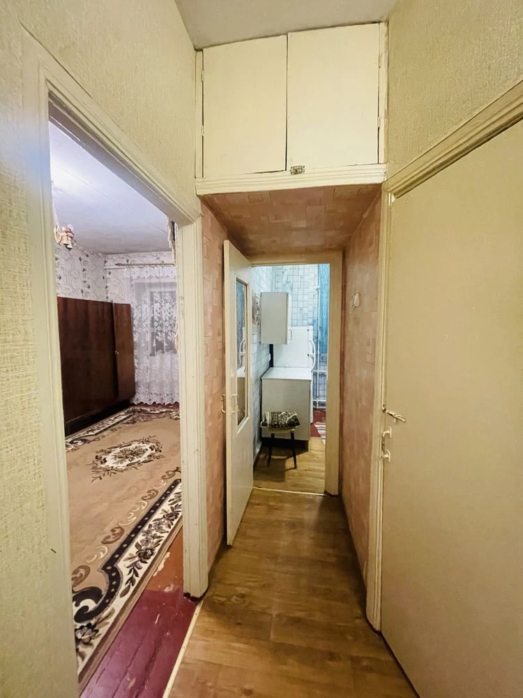 One-Bedroom Apartment for Sale in Molodyzhnem