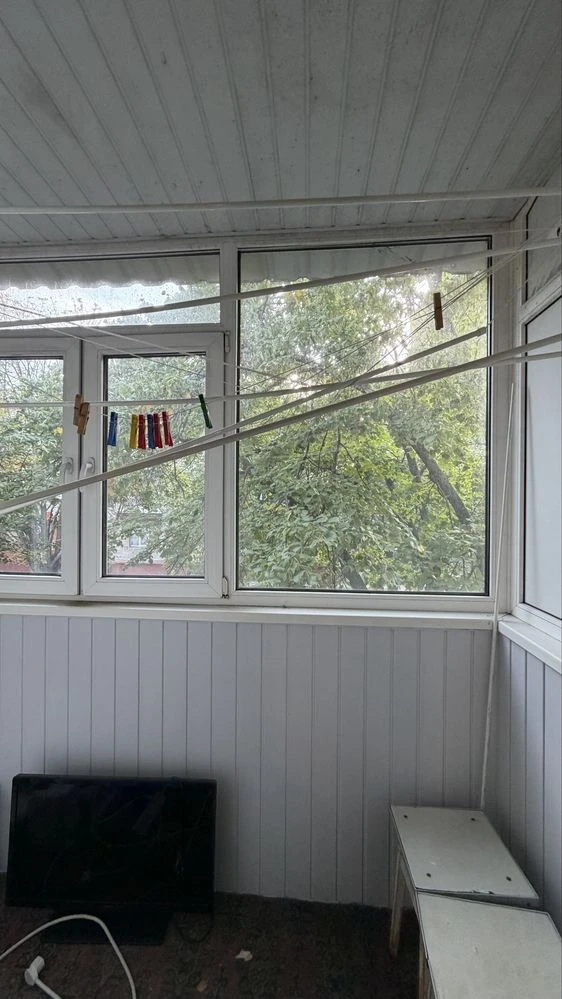Three-room apartment in the center. No commission!