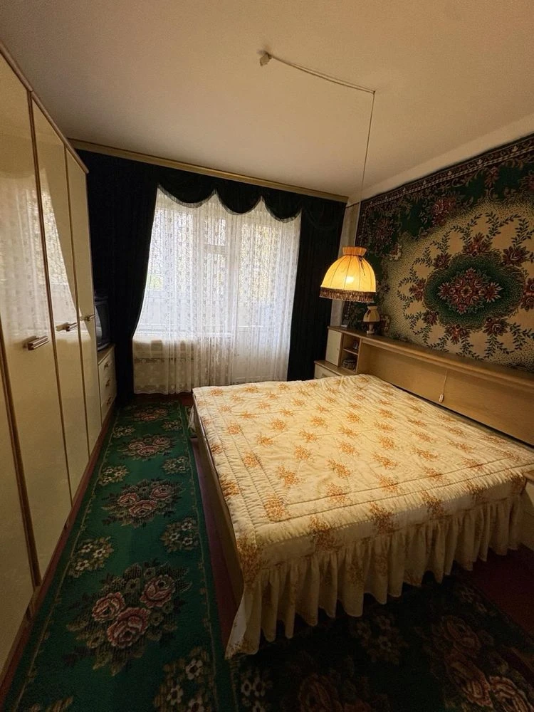 Продаж/2 кімнатна /Героів Украіни