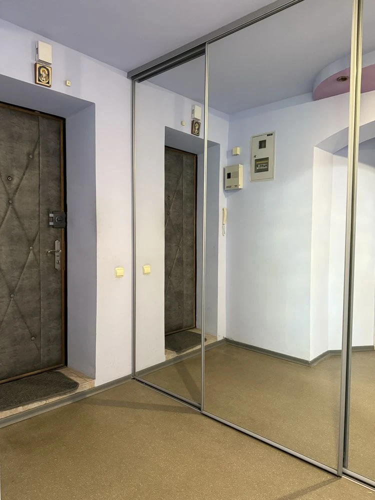 3-комнатная квартира. 89 кв. м. Горная часть