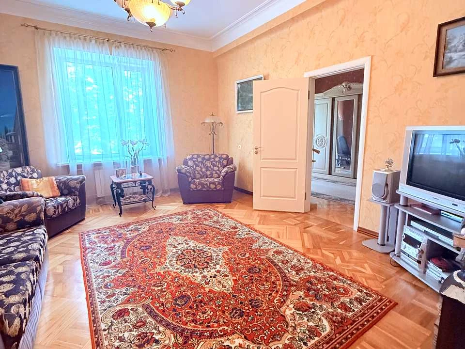 Квартира. Кременчук, Свободи просп.