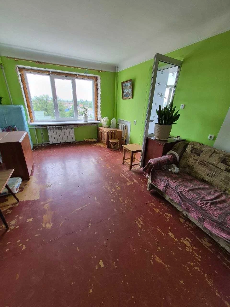 Продам 3 кімнатну квартиру в ЦЕНТРІ . 7/9 цегл. 38000