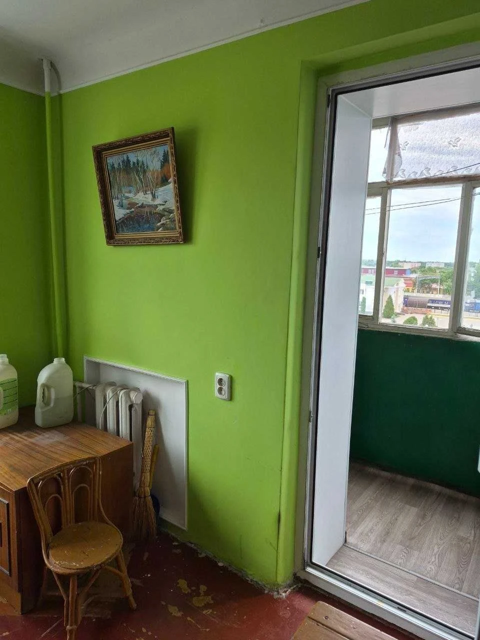 Продам 3 кімнатну квартиру в ЦЕНТРІ . 7/9 цегл. 38000
