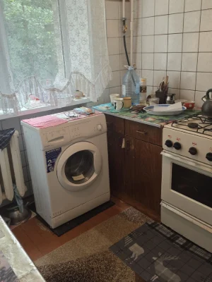 ПРОДАМ 2комн центр на Маслова