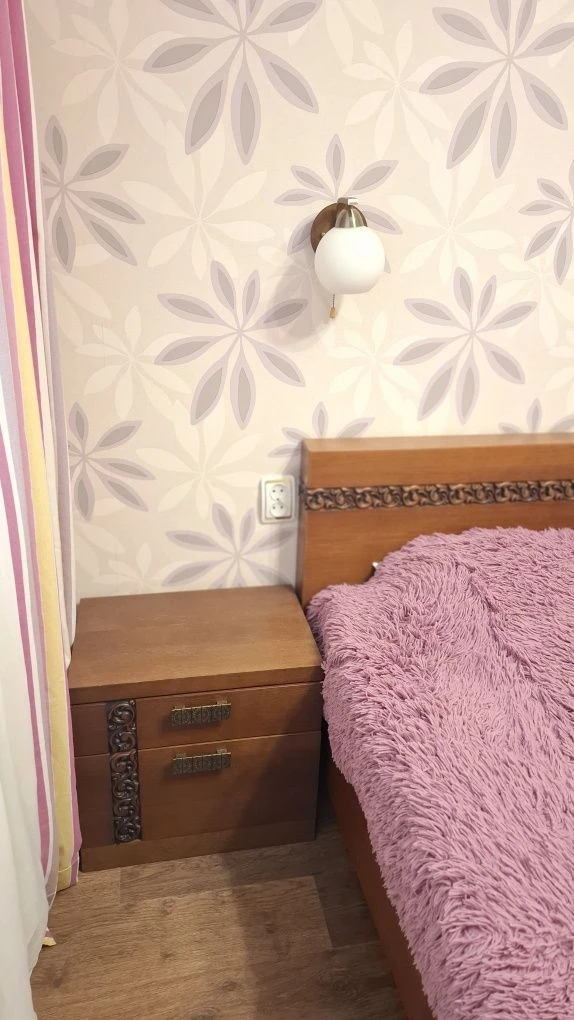 For Sale 4-room apartment in Rakivka, 4th floor, with furniture and appliances