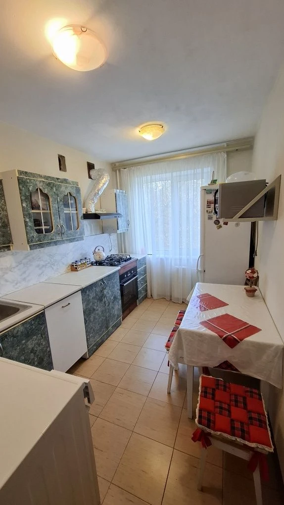 For Sale 4-room apartment in Rakivka, 4th floor, with furniture and appliances