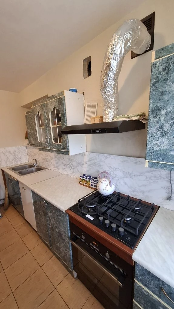 For Sale 4-room apartment in Rakivka, 4th floor, with furniture and appliances