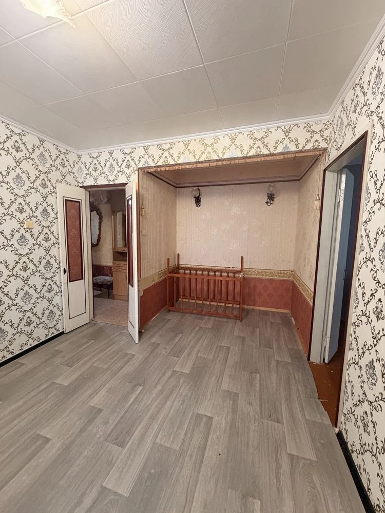 Продам 3 х кімн квартиру ( 2 ПОВЕРХ )  РАКОВКА, вул. Лікаря