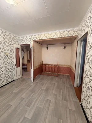 Продам 3 х кімн квартиру ( 2 ПОВЕРХ )  РАКОВКА, вул. Лікаря