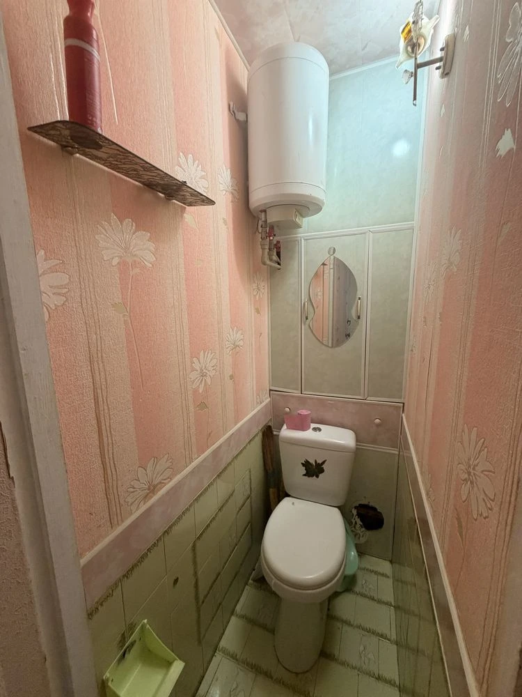 Продам 3 х кімн квартиру ( 2 ПОВЕРХ )  РАКОВКА, вул. Лікаря