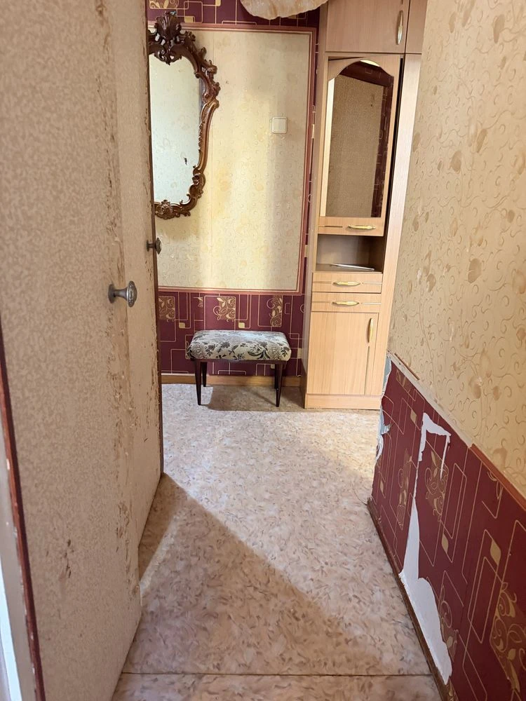 Продам 3 х кімн квартиру ( 2 ПОВЕРХ )  РАКОВКА, вул. Лікаря