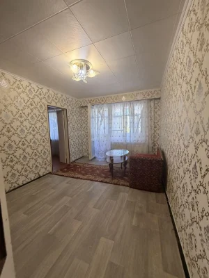 Продам 3 х кімн квартиру ( 2 ПОВЕРХ )  РАКОВКА, вул. Лікаря