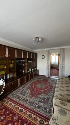 Sale of a 3-room apartment with an amazing view of Autokraz