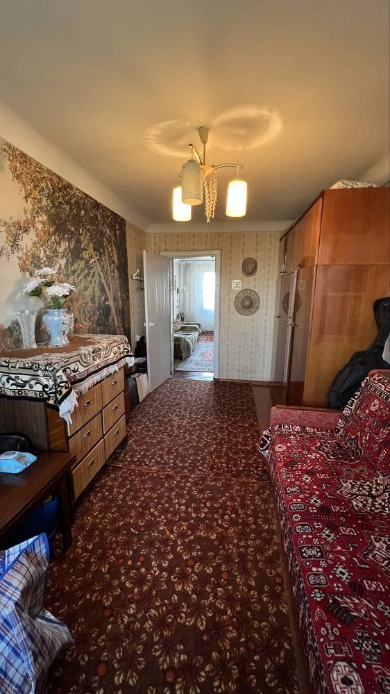 Sale of a 3-room apartment with an amazing view of Autokraz