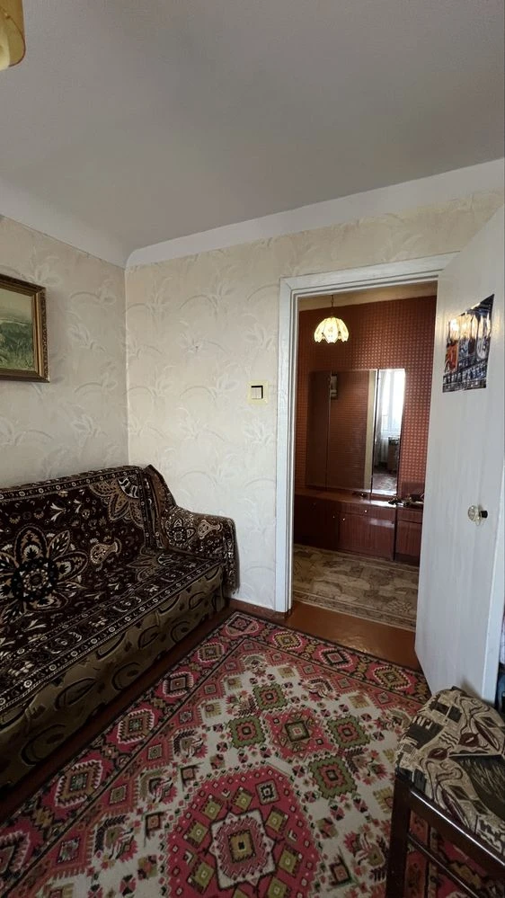 Sale of a 3-room apartment with an amazing view of Autokraz